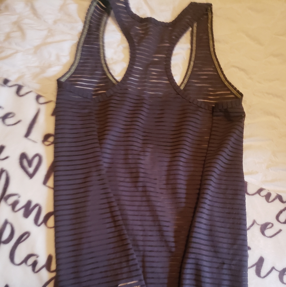 Active workout top